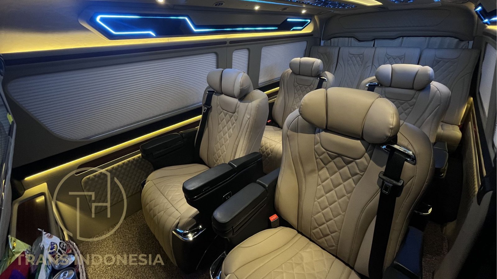 HIACE 1 VVIP