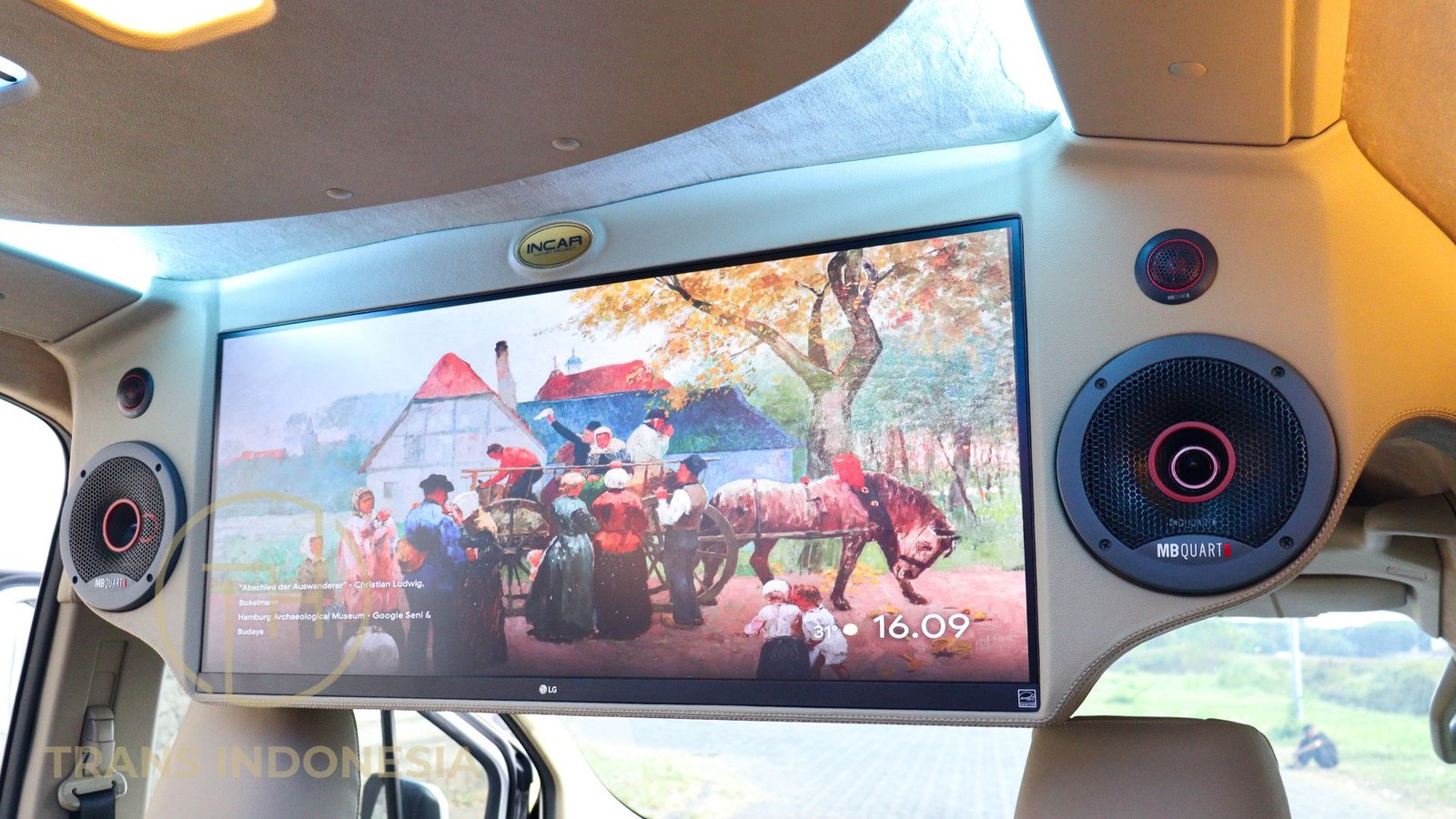 HIACE 1 Luxury